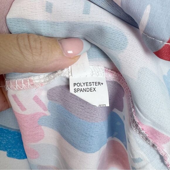 UNBRANDED | NEW Multicolor Ruffle Trim Blouse Sleeveless Women’s Size Medium - Picture 6 of 8